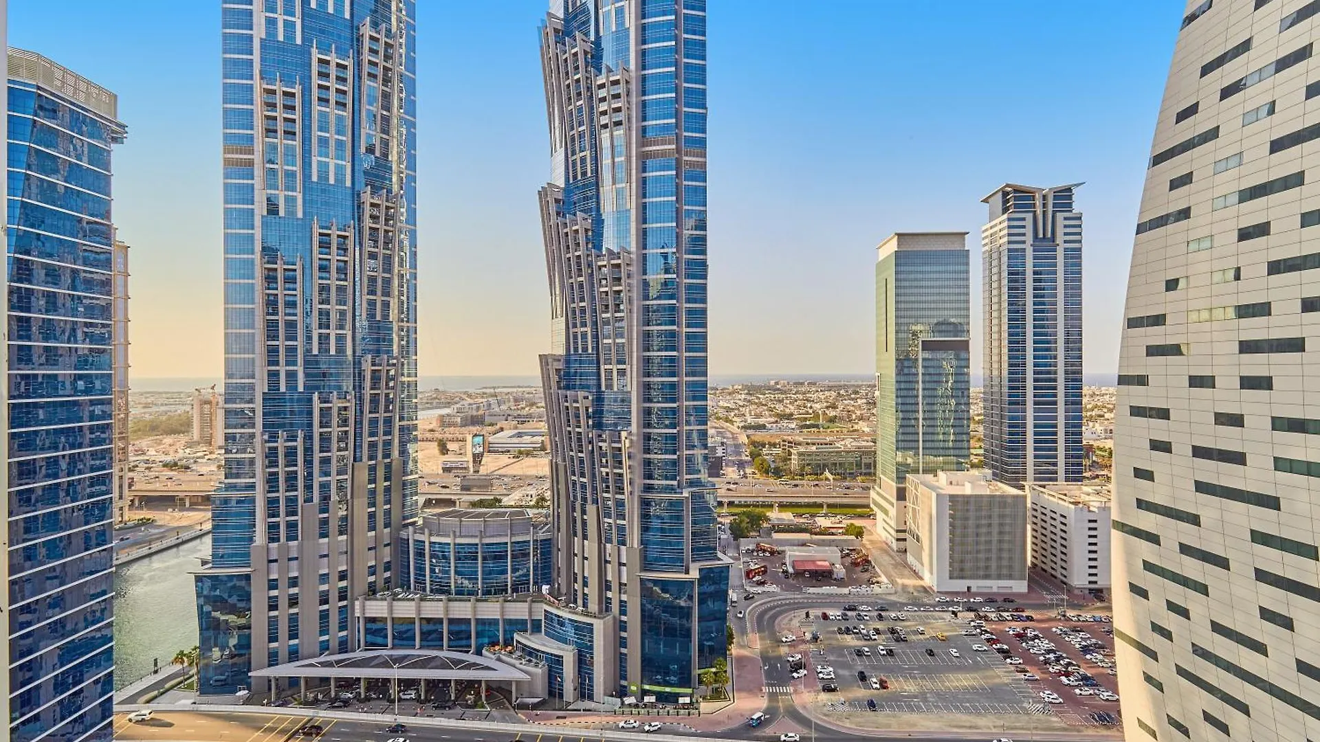 Bnbmehomes - Merano Tower contacts