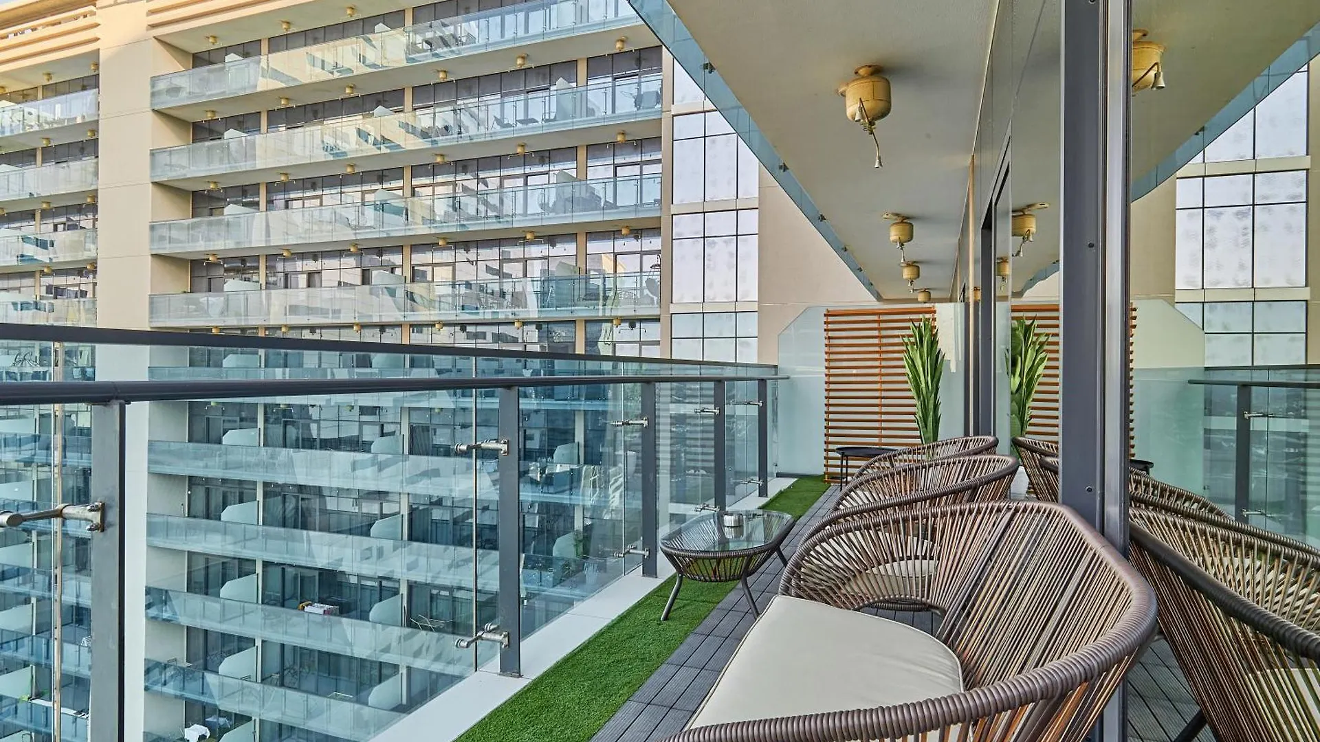 Bnbmehomes - Merano Tower Dubai